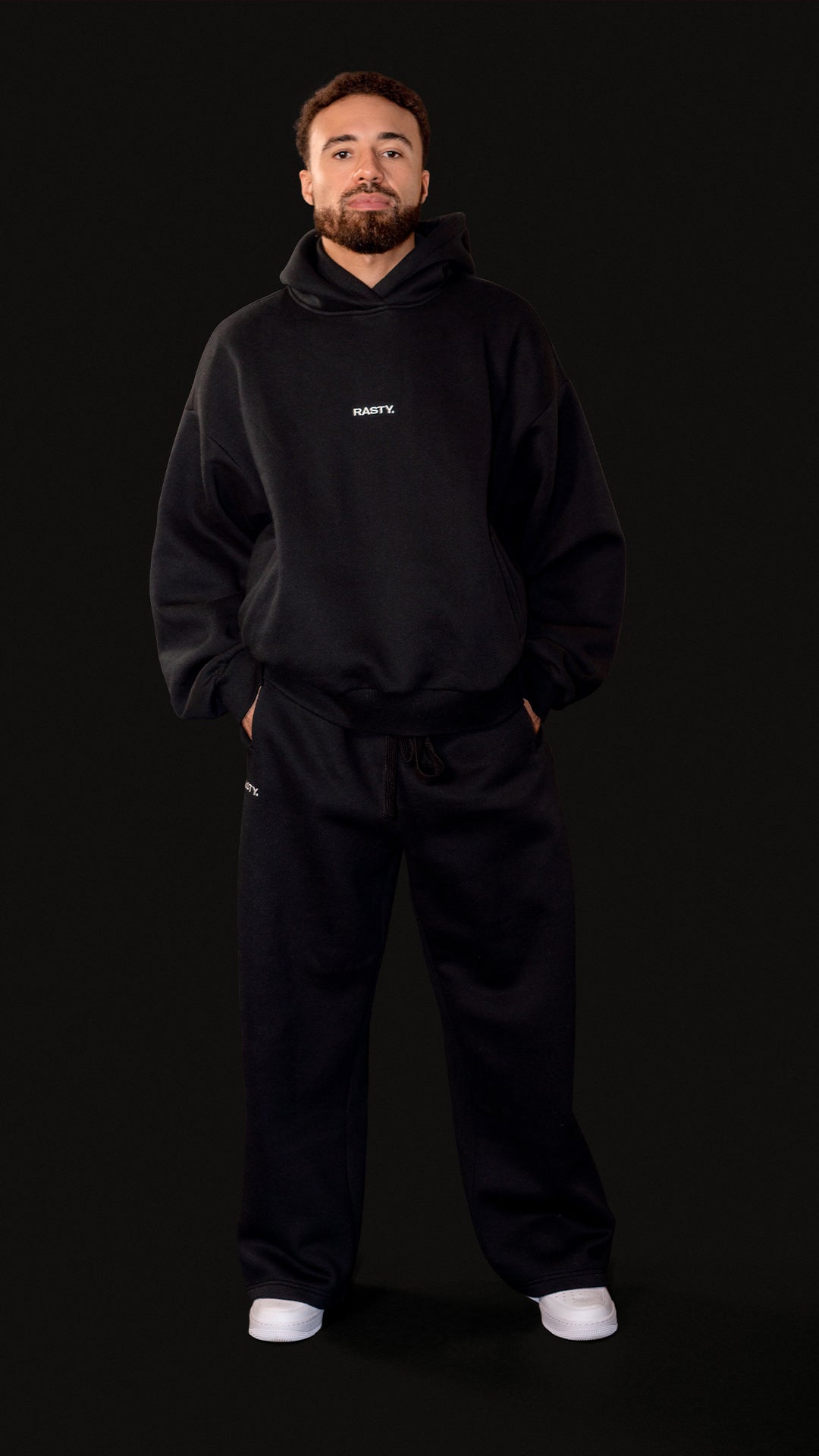 BLACK JOGGERS