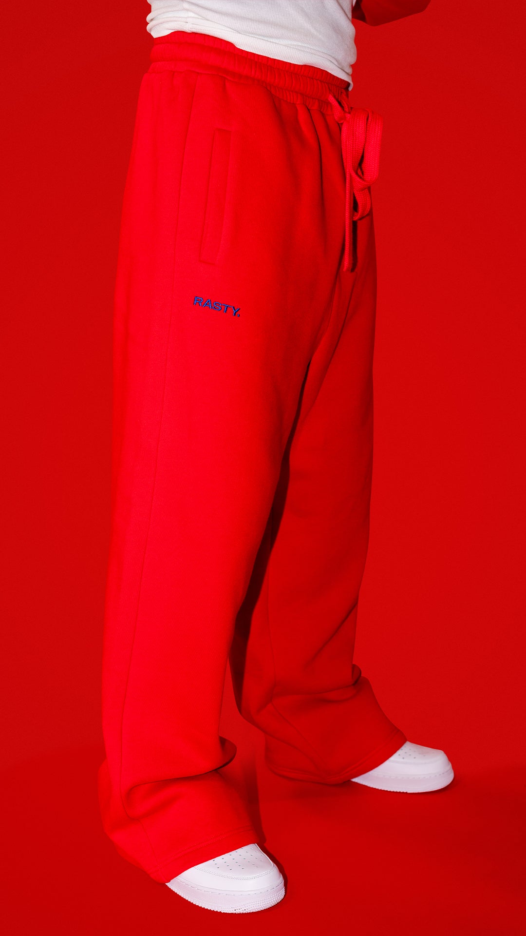 RED JOGGERS