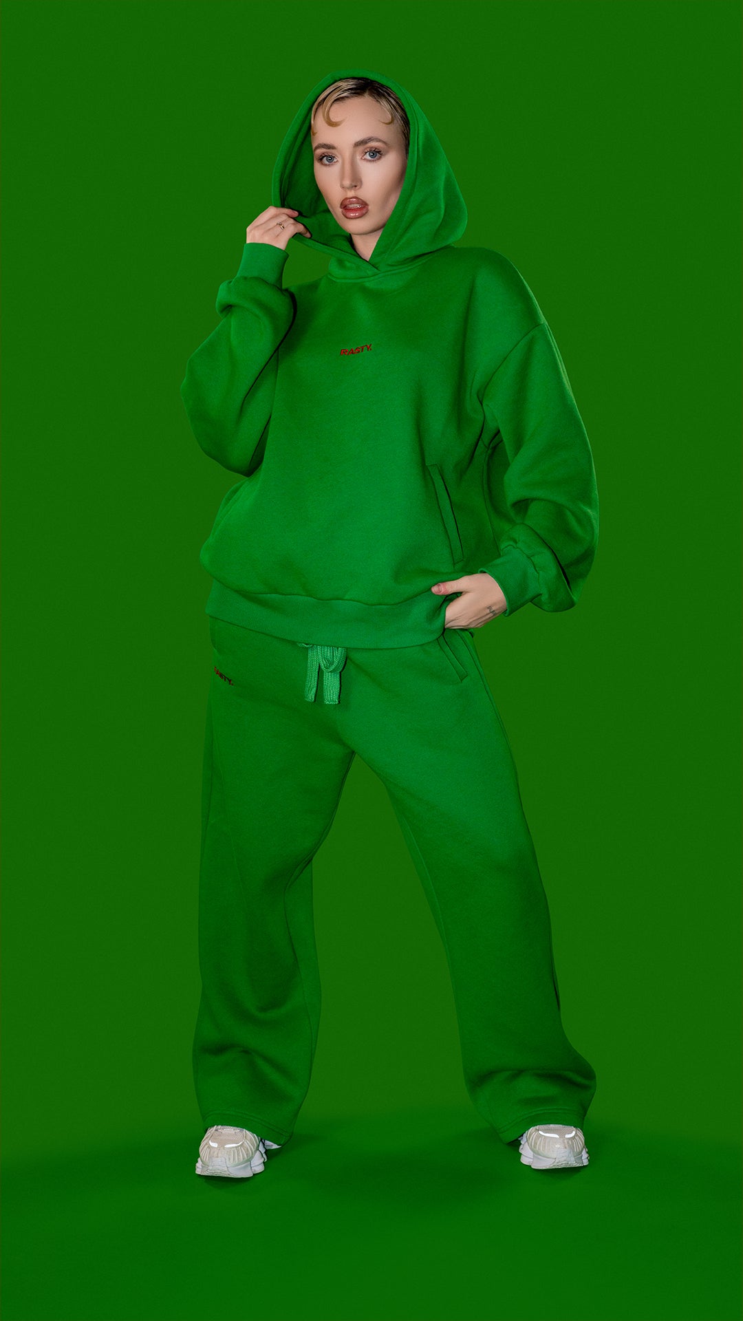 GREEN JOGGERS (LIMITED EDITION)
